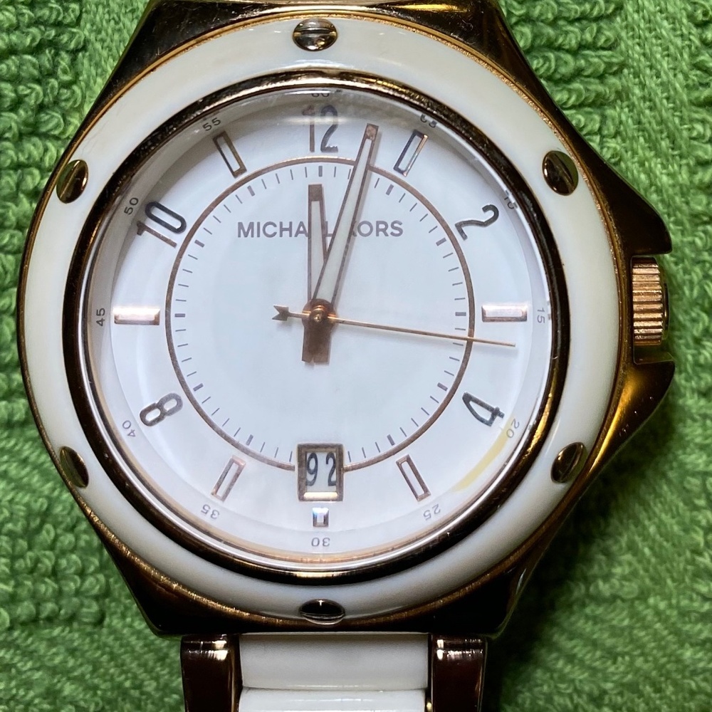 Michael Kors watch model 5261